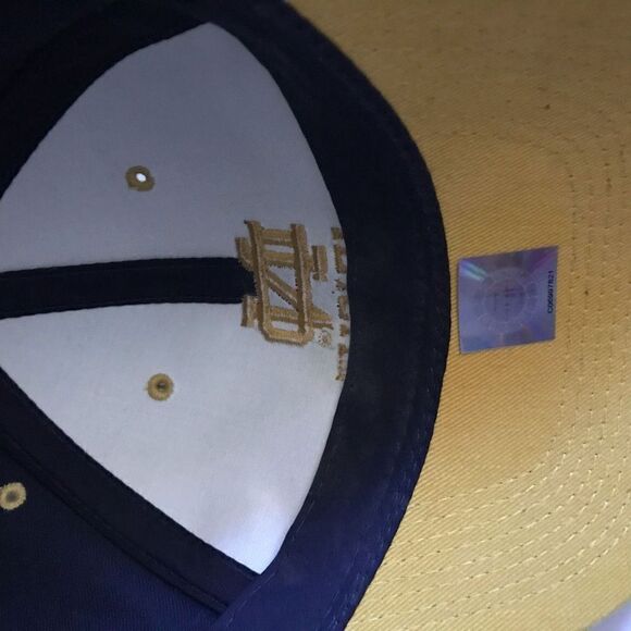 Notre Dame Irish football ball cap hat signatures one size fits most adj. licens - Picture 5 of 7